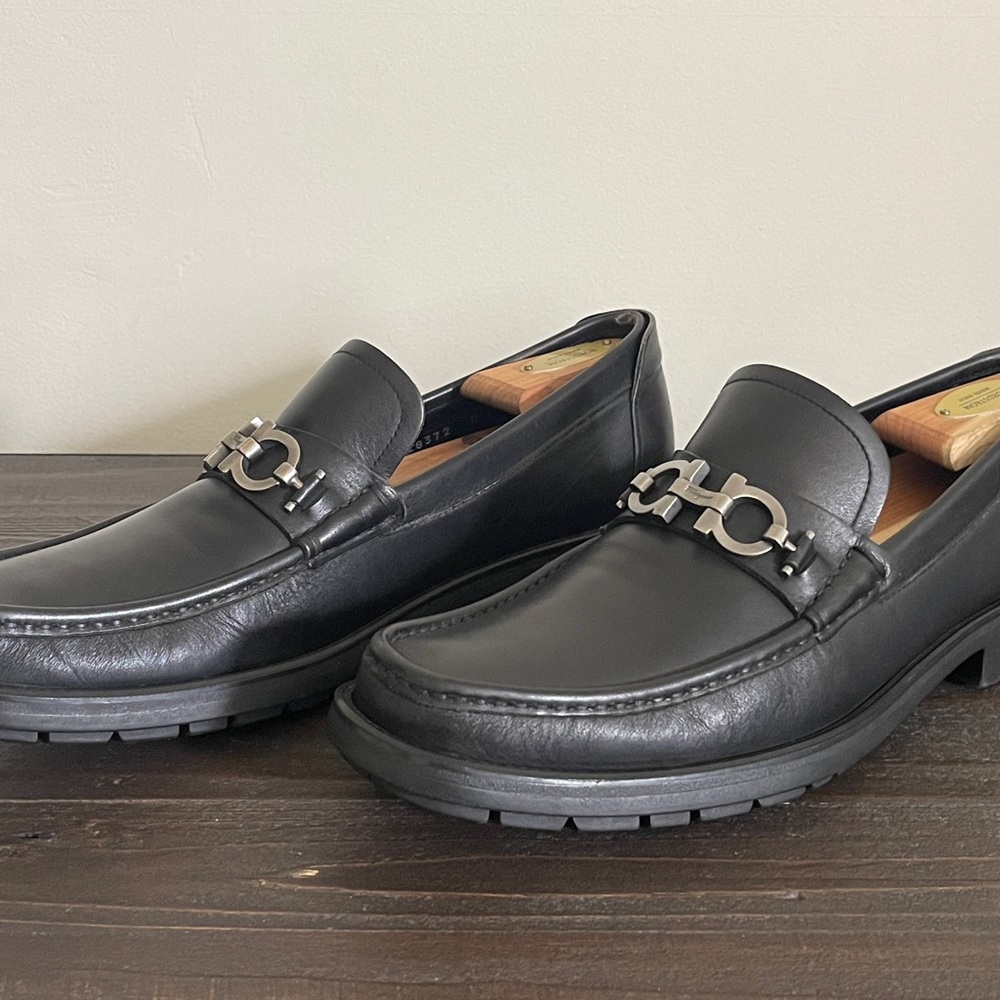 Salvatore Ferragamo MASTER Black Leather Horsebit Loafer - 9D